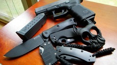 Weapons Guns ammunition Knives brass knuckles spyderco Glock 19