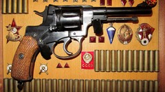 Weapons Nagant M1895