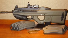 Weapons STANAG 5.56x45mm NATO FN F2000 Bullpup red dot sight