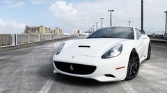 White cars Ferrari vehicles Ferrari California