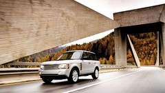 White cars Land Rover Range Rover 2006 supercharged