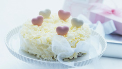 White chocolate cakes