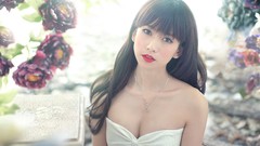 White woman bangs models Wang Qiu Zi