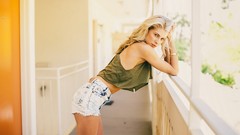Windows jeans Shorts blondes models brittany lucas Britanny 