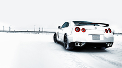 Winter cars nissan skyline