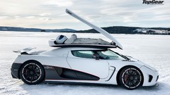 Winter white cars side view top gear the stig koenigsegg agera r