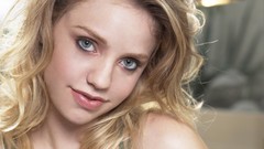 Woman Actress blondes Kelli Garner