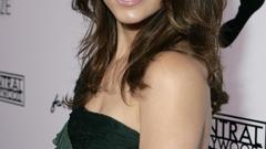 Woman Actress Celebrity lyndsy