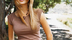 Woman Actress emily vancamp