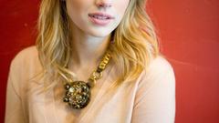 Woman Actress emma roberts