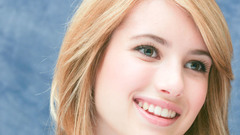 Woman Actress emma roberts