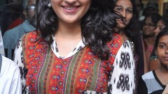 Woman Actress indian bollywood Tollywood Deeksha Seth Tamil 