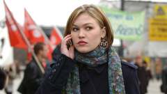 Woman Actress Julia Stiles