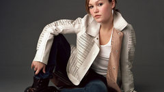 Woman Actress Julia Stiles