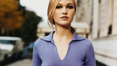 Woman Actress Julia Stiles