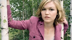 Woman Actress Julia Stiles