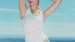 Woman Actress Kirsten Dunst