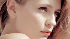 Woman Actress mischa barton