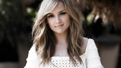 Woman Actress Rachel Leigh Cook