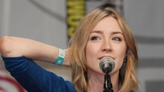 Woman Actress saoirse ronan
