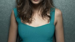 Woman Actress willa holland Arrow (TV)