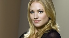 Woman Actress yvonne strahovski