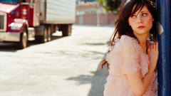 Woman Actress zooey deschanel