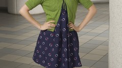 Woman alison brie Annie Edison