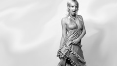 Woman Ashlee Simpson