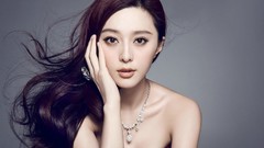 Woman asians brunettes Fan Bingbing