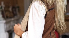 Woman ass back faces blondes blue eyes brunettes Emilie Marie 