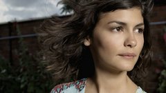 Woman Audrey Tautou faces