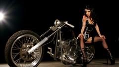 Woman biker Chopper Masuimi