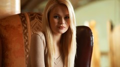 Woman blondes blue eyes models MPL Studios magazine Querro 