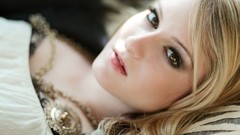 Woman blondes brown eyes Chelsea Lena