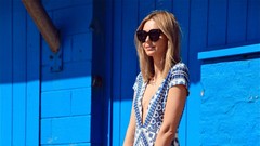 Woman blondes cleavage boobs flat chested Jessica Maystien