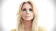 Woman blondes Diana Vickers