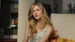 Woman blondes Laura Brent