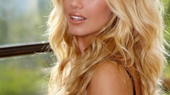 Woman blondes nicole aniston pornstars