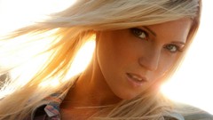 Woman blondes Niki Lee Young