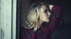 Woman blondes Rachel Ann Yampolsky