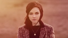 Woman blue eyes brunettes singers amy macdonald necklaces