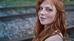 Woman blue eyes redheads