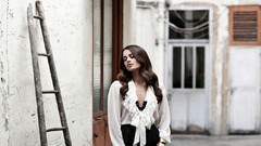 Woman brunettes Alice David