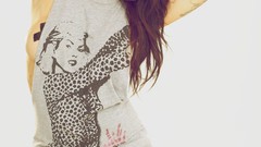 Woman brunettes alie layus