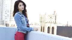 Woman brunettes cityscapes emily rudd