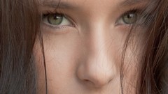 Woman brunettes Eyefinity Diana G