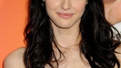 Woman brunettes february alexandra daddario hall pass