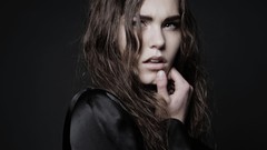 Woman brunettes models curly hair Lisa Michiels