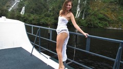 Woman brunettes Riley Reid